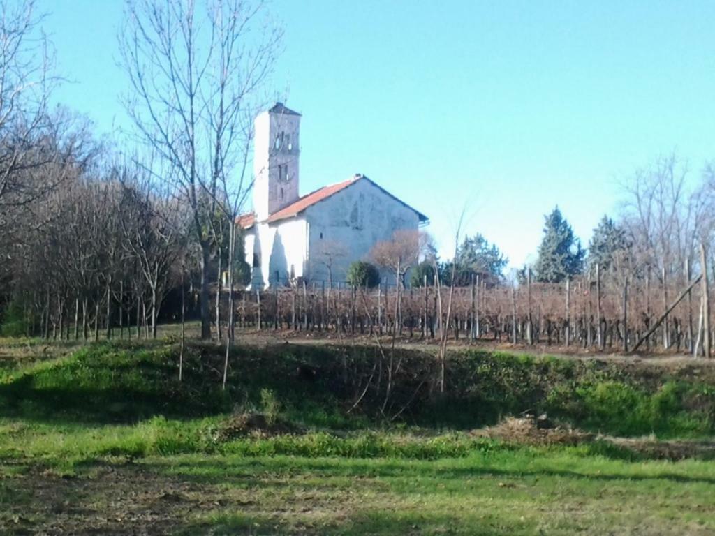 La Casa Dei Nonni Villa Moncrivello Екстериор снимка