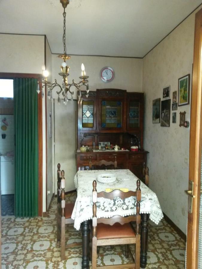 La Casa Dei Nonni Villa Moncrivello Екстериор снимка